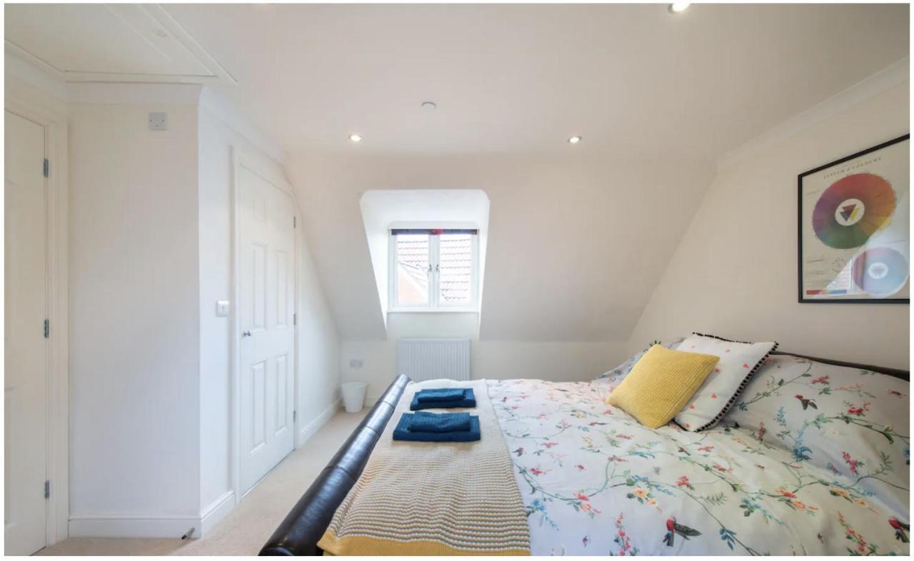 Wells City Centre, Quiet Mews House, Sleeps 6ヴィラ エクステリア 写真